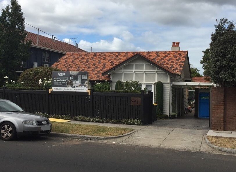 Photo of a single storey home before a second storey addition was completed